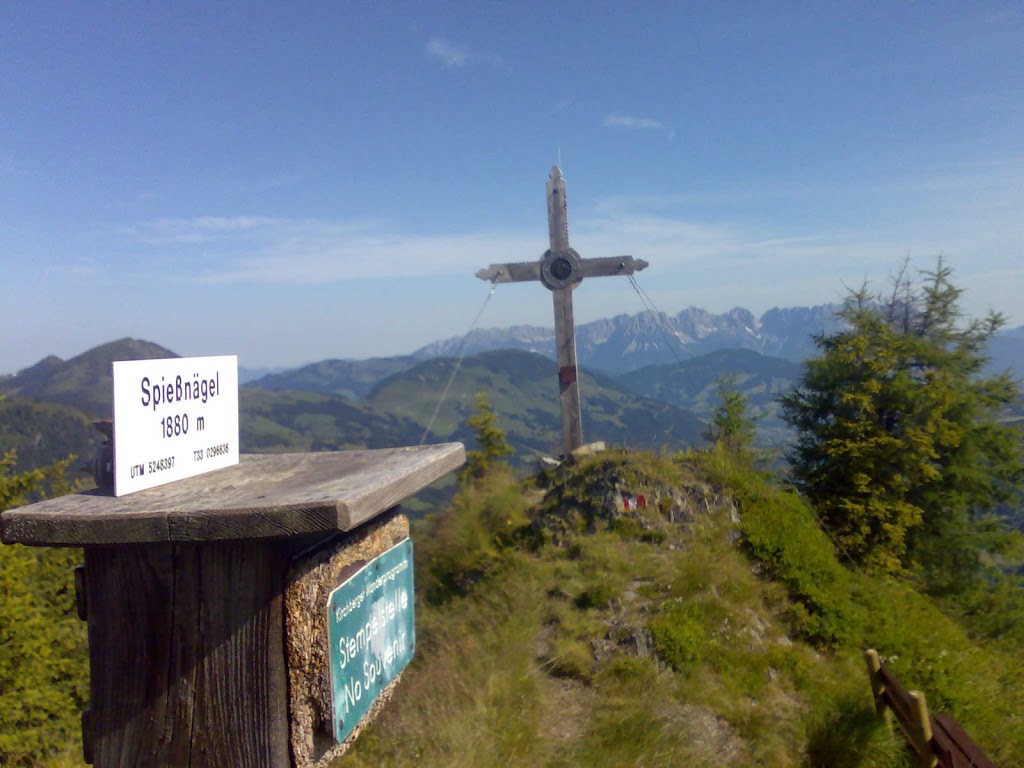bergige Grüße vom Spießnägel (1880 m)