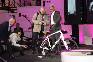 connected_bike_canyon_3