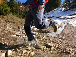 adidas_terrex_boost_gtx_wasserbad