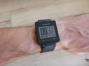 Garmin Vivoactive Uhrzeit und Datum