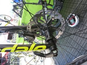 Supersix Evo Disc - vorne Steckachse und Scheibenbremse