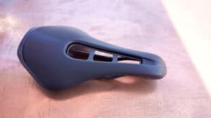 Neuer PRO Stealth Superlight Sattel
